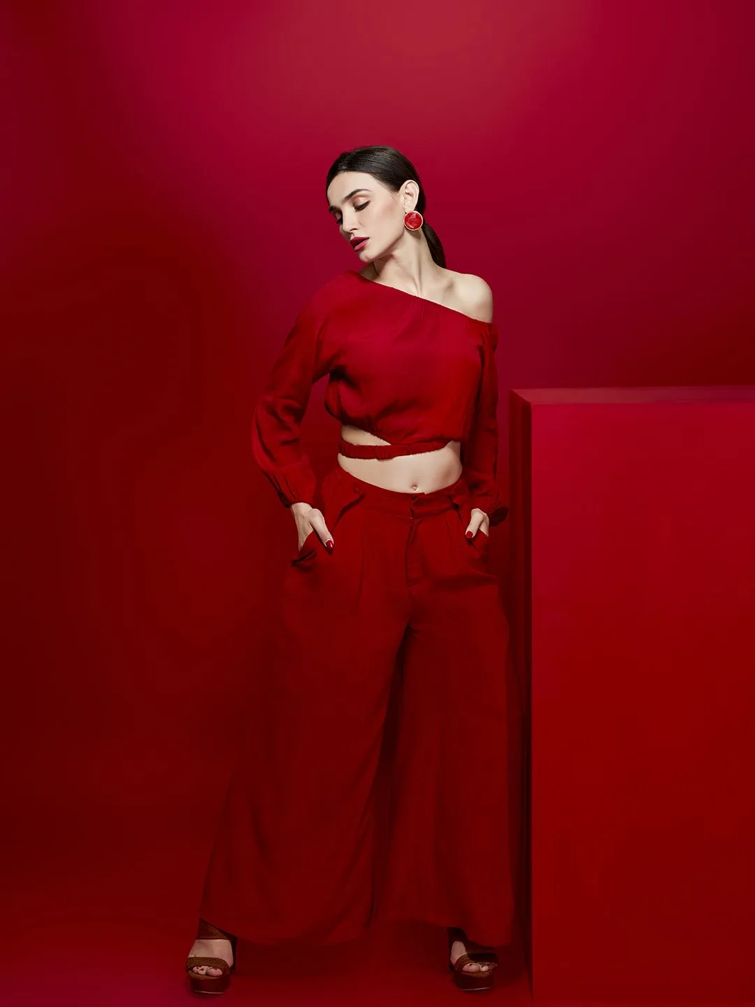 Allure Flared Pants With Cross Pockets