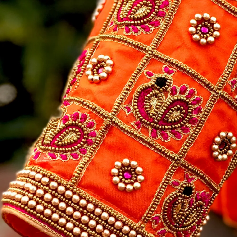 Checkered Hamsa