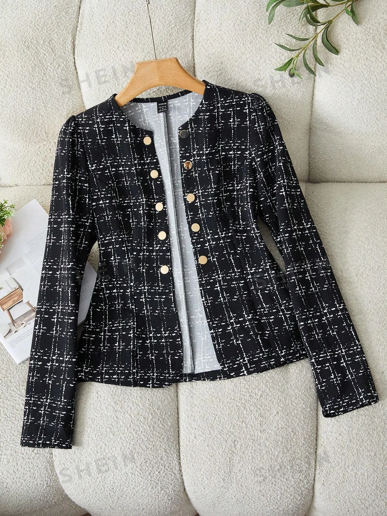 Clasi Ladies' Elegant Checkered Black Buttoned Coat With Round Neckline, Long Sleeves, Graceful And Fashionable Fall Jackets