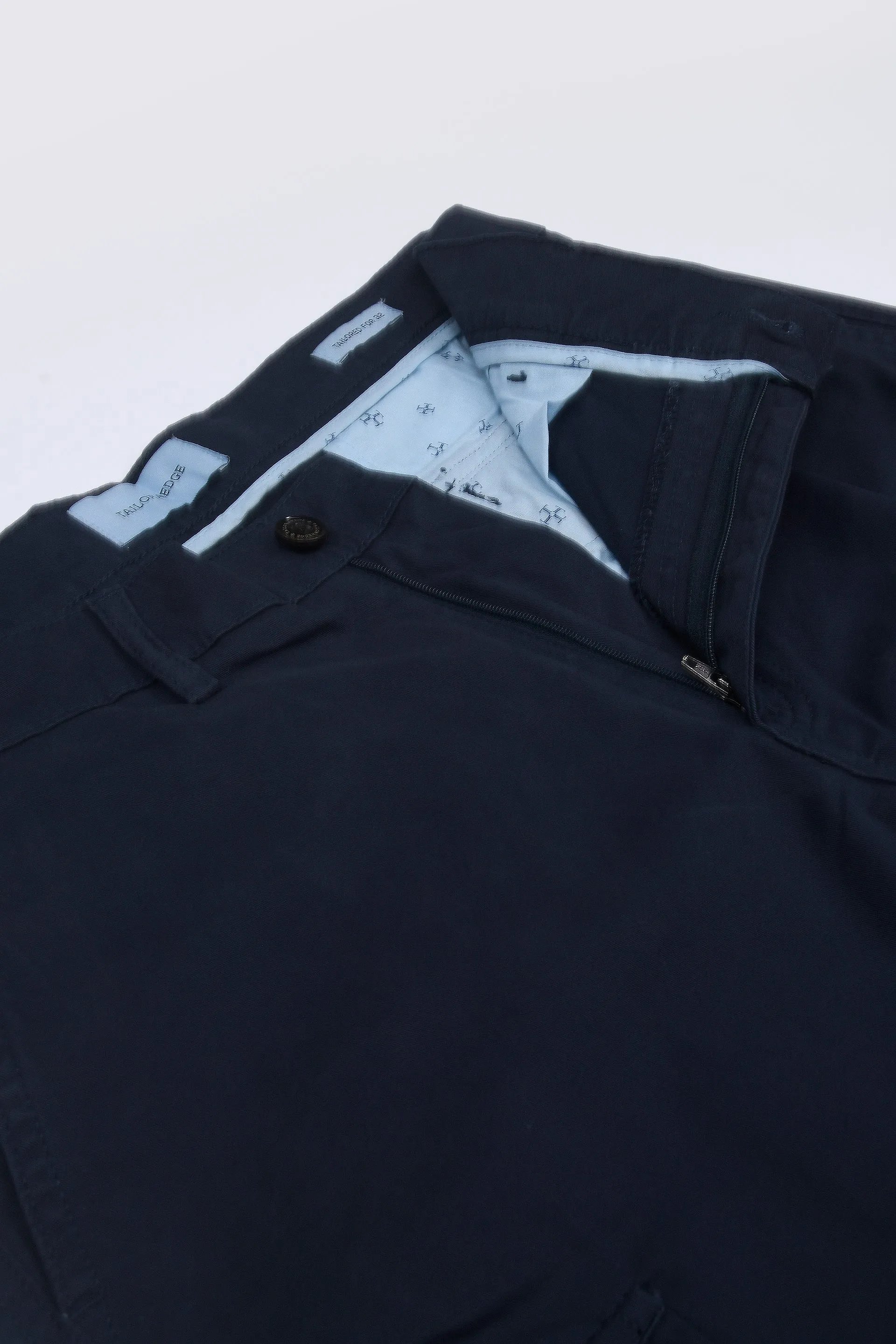 ELEVATED TWILL TAILORED CARGO PANTS IN NAVY