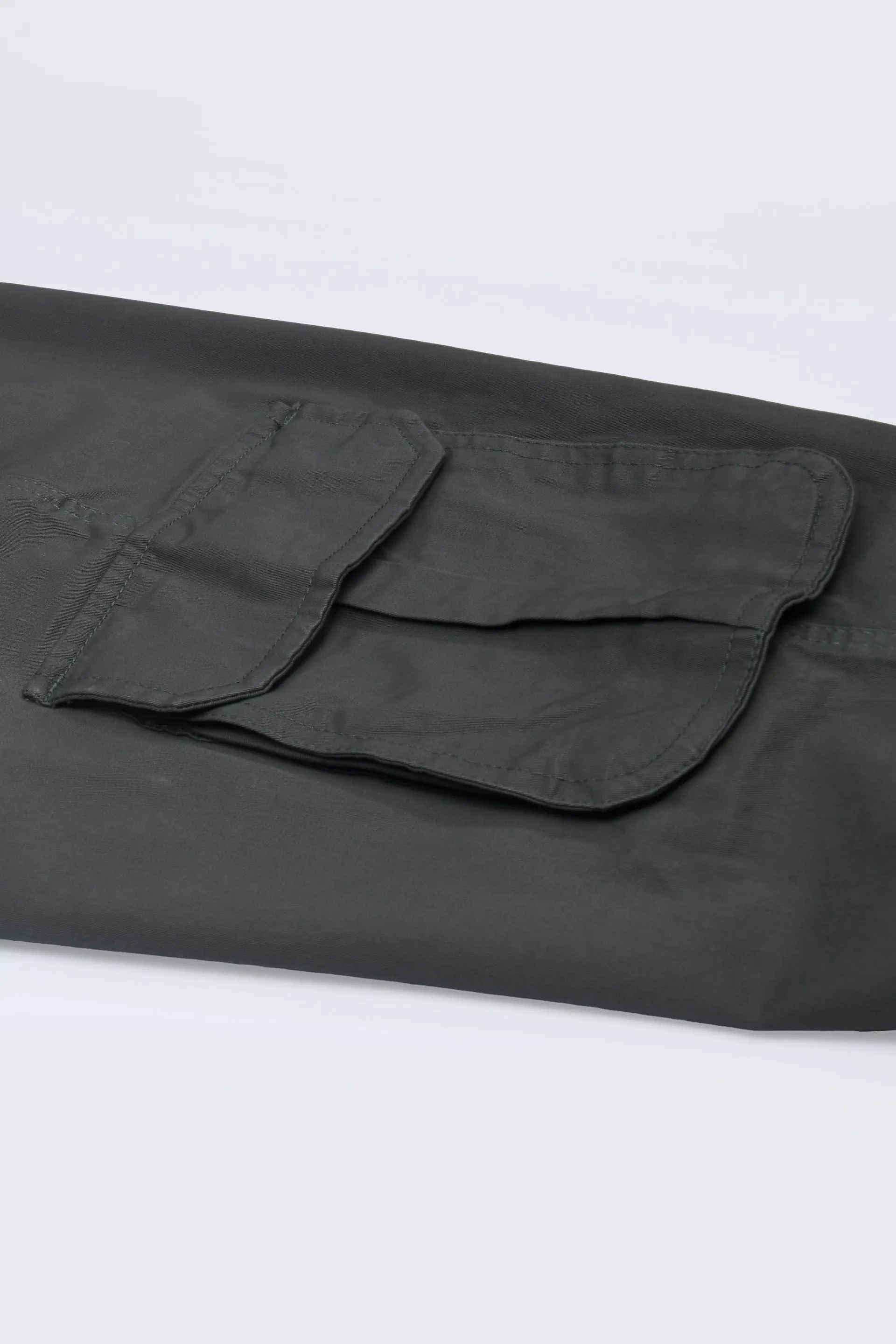 ELEVATED TWILL TAILORED CARGO PANTS IN OLIVE