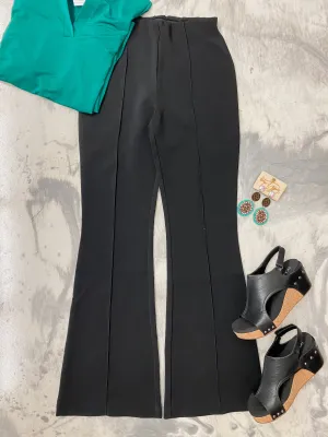 Gotta Grab Black Flare