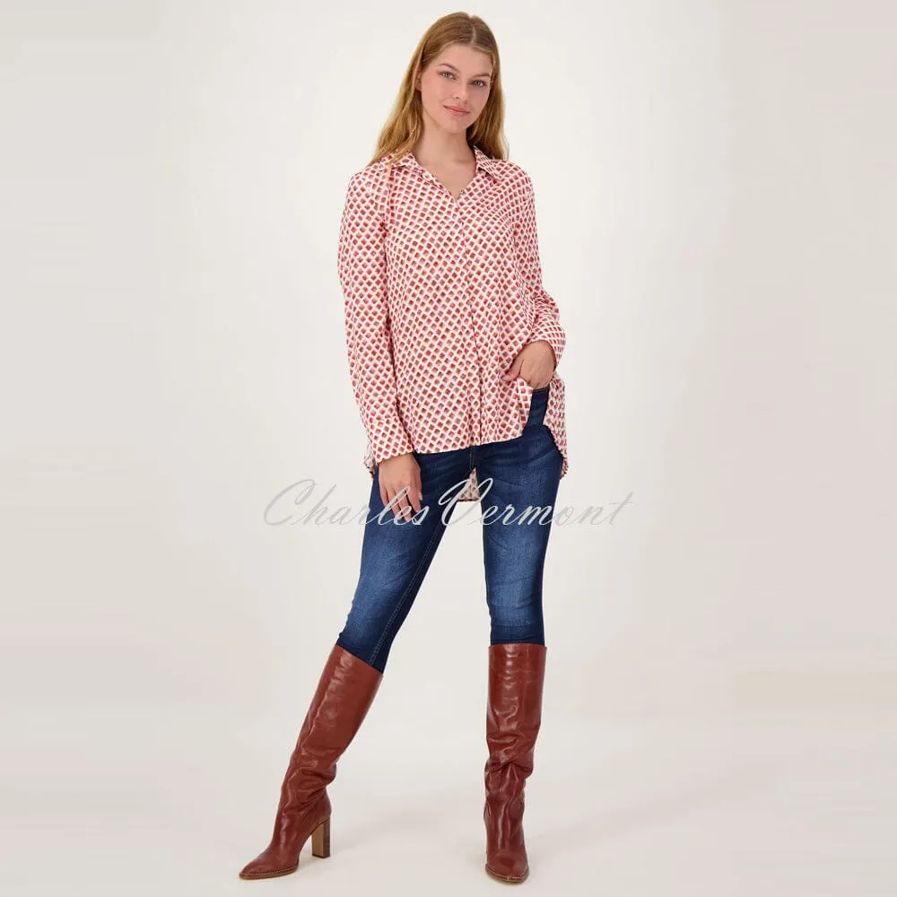 Just White Blouse with Back Pleat Detail – Style J1047