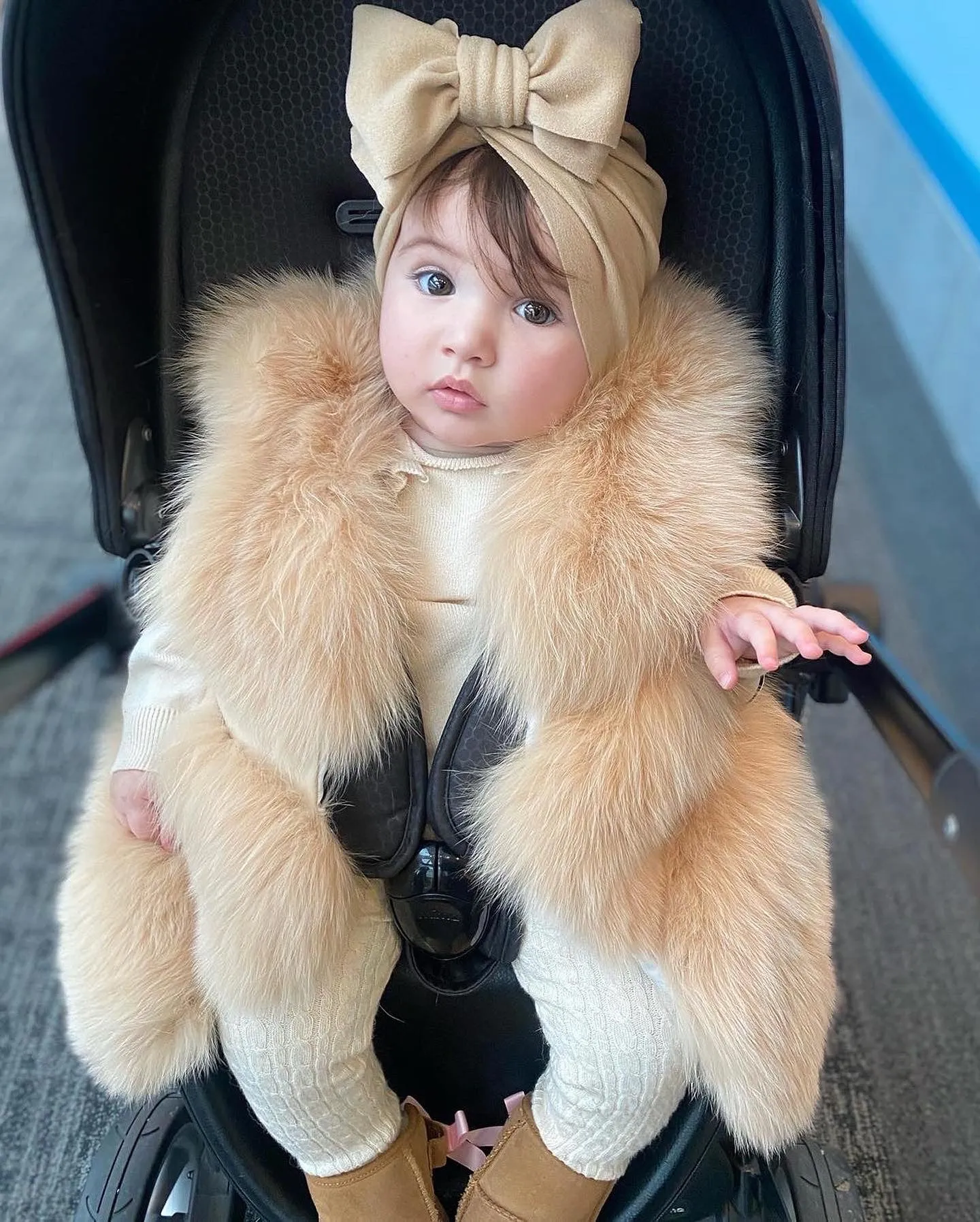 KIDS MI LOVES SIGNATURE Beige Luxurious Fox fur vest
