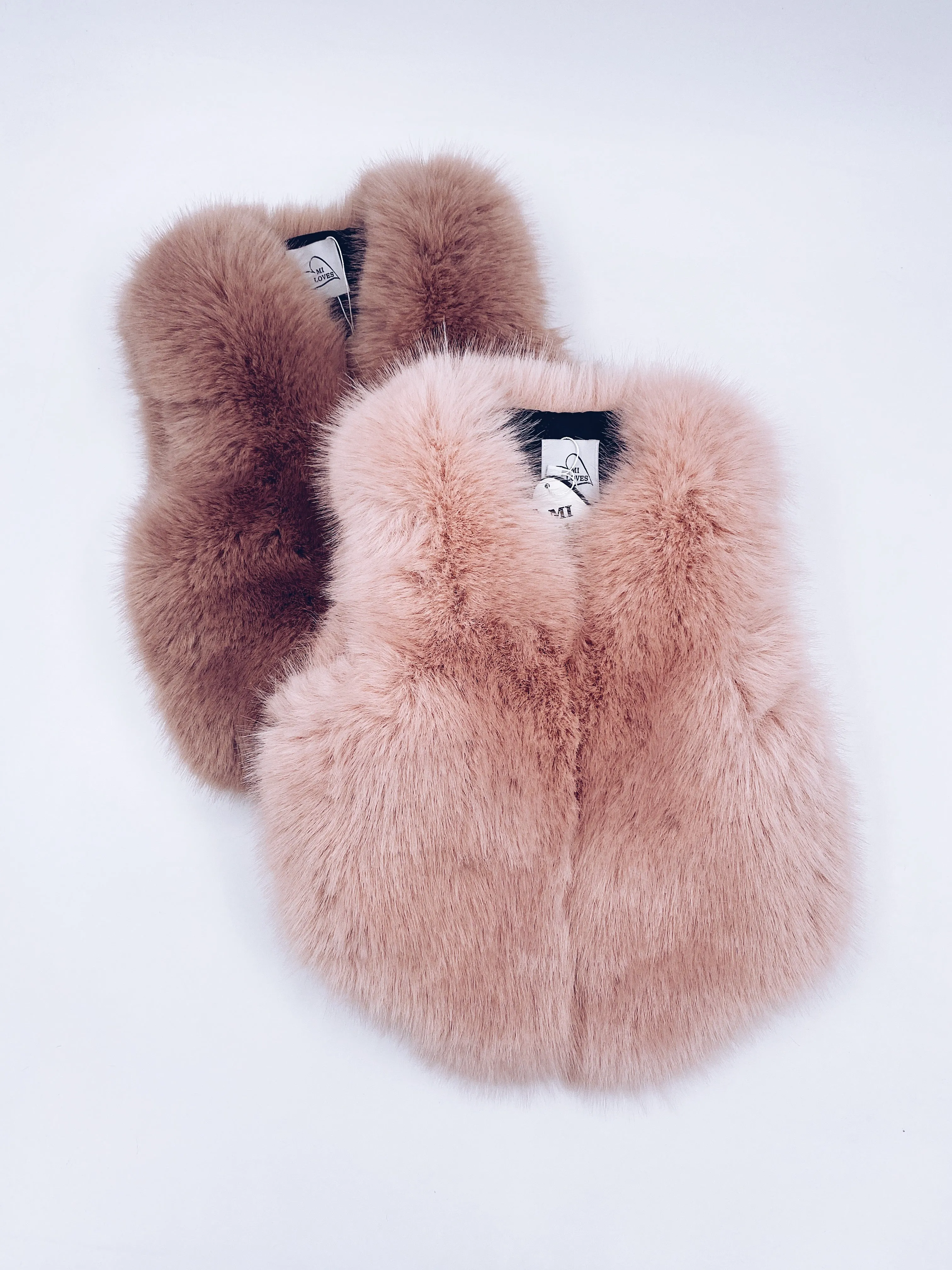 KIDS MI LOVES SIGNATURE Luxurious Synthetic fur vest in Pink