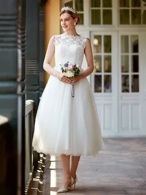 Luolandi Little White Dresses Wedding Dresses Tea Length A-Line Sleeveless Illusion Neck Lace With Sashes / Ribbons