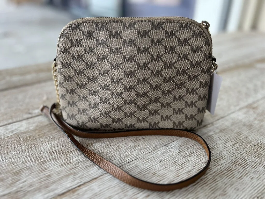 Michael Kors Cindy Crossbody Purse