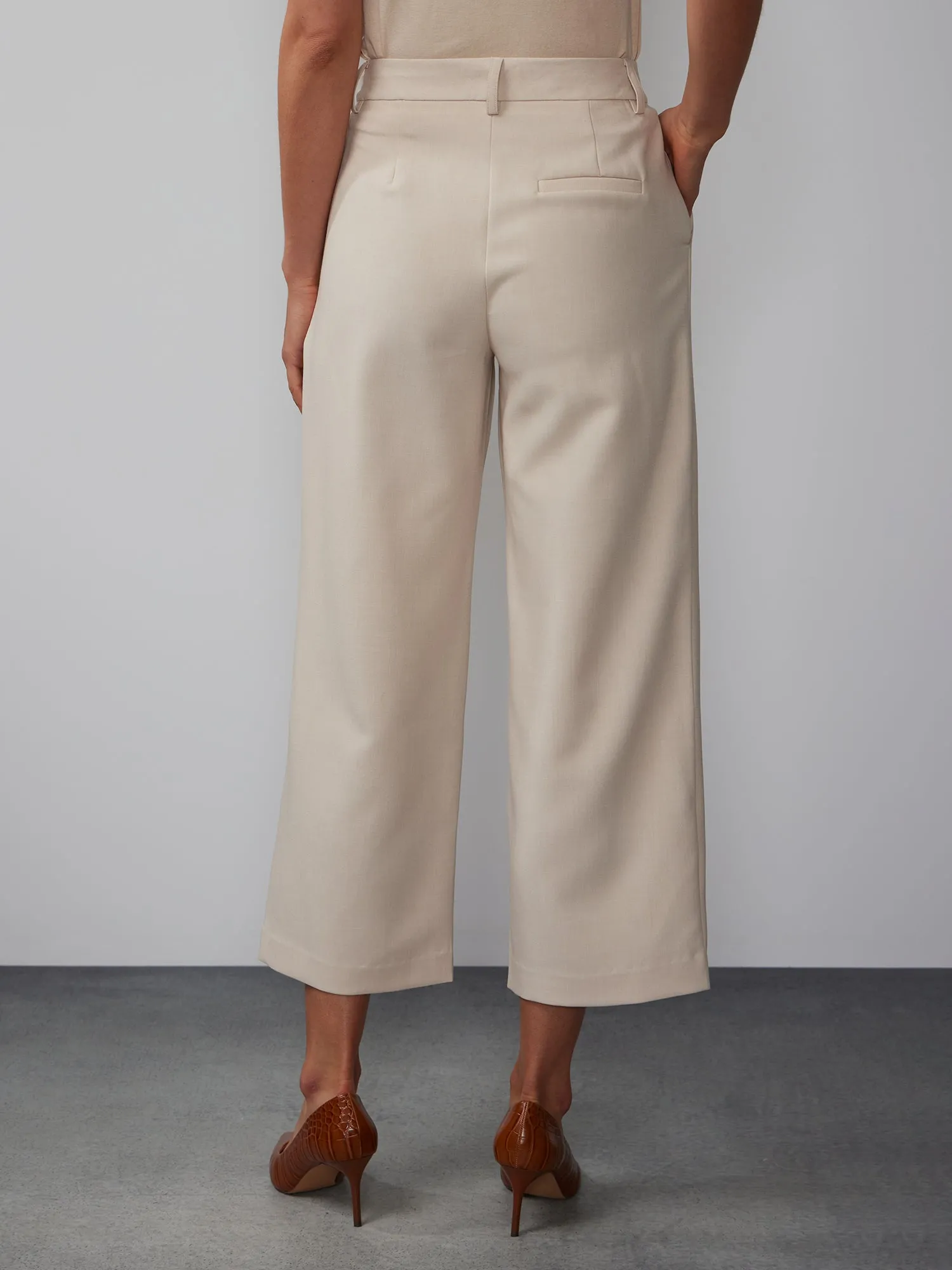 Pleated Straight Cropped Pant
