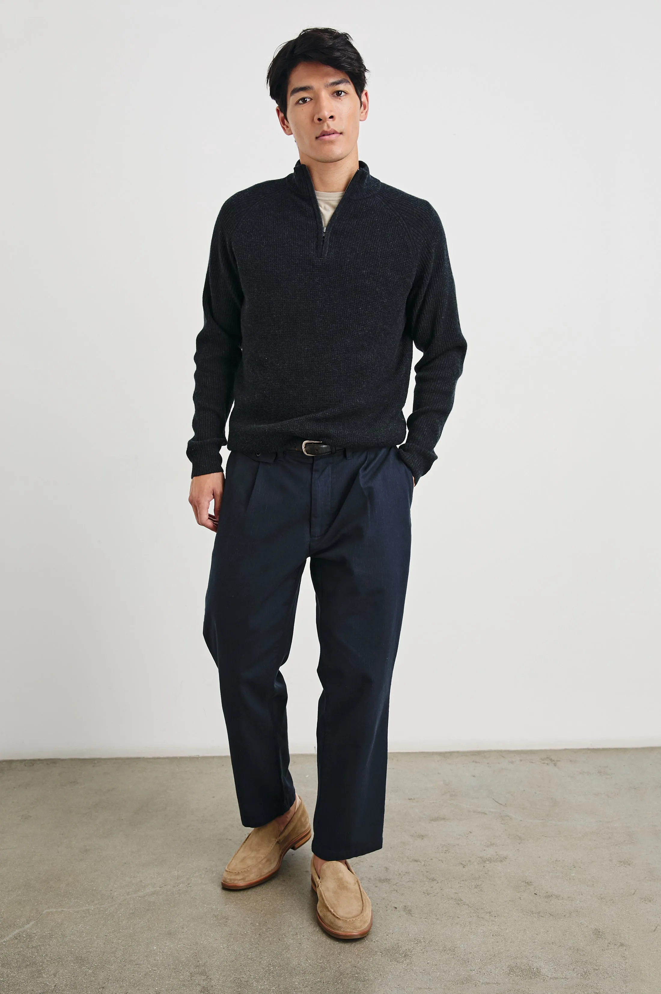 STARK QUARTER ZIP - CAST IRON