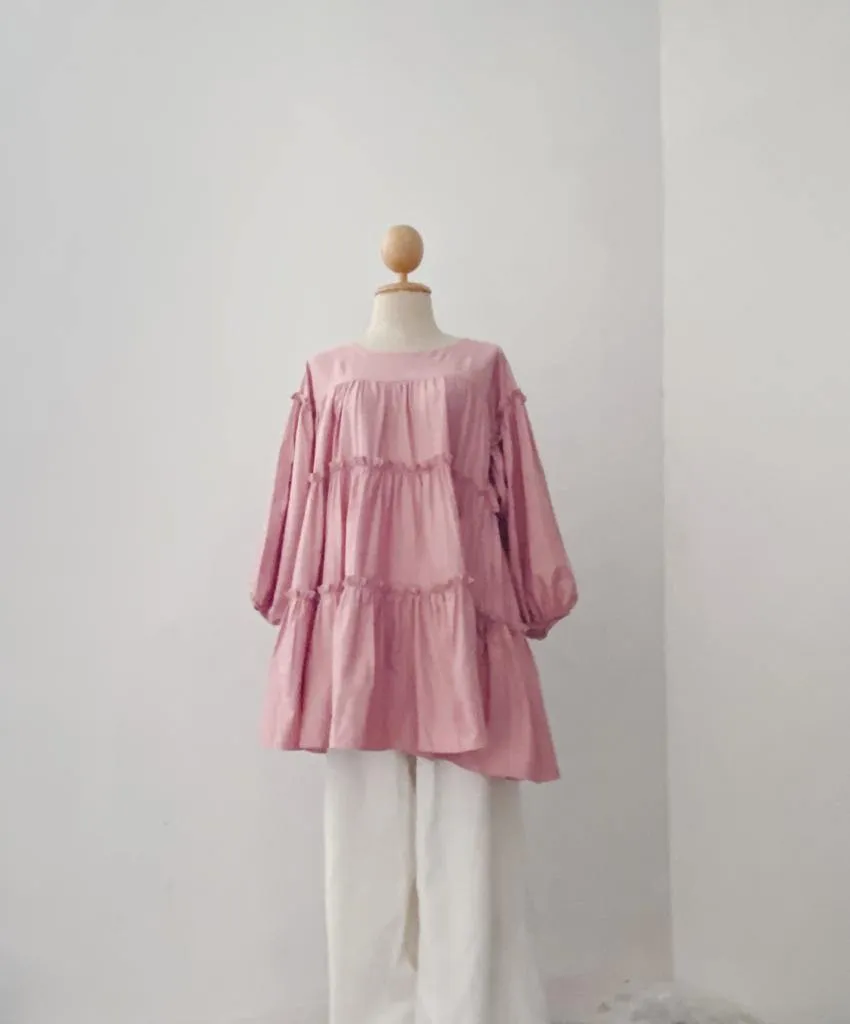 TIERED RUFFLE TOP