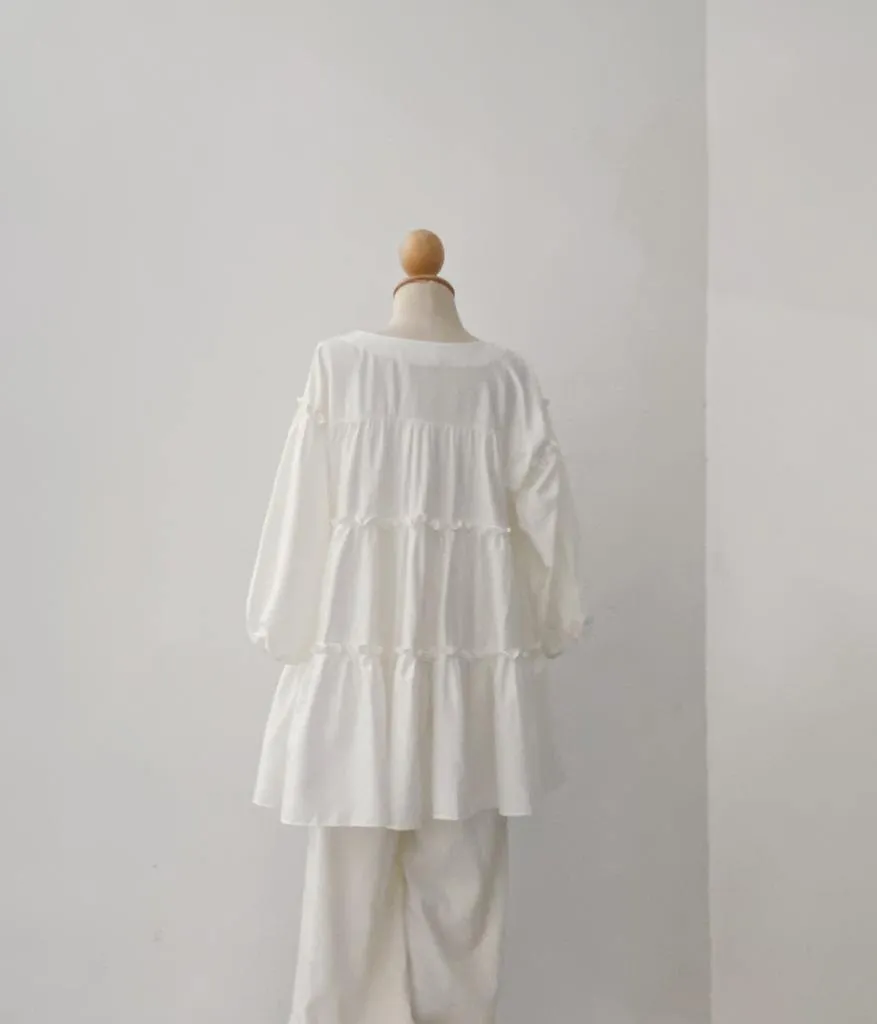 TIERED RUFFLE TOP