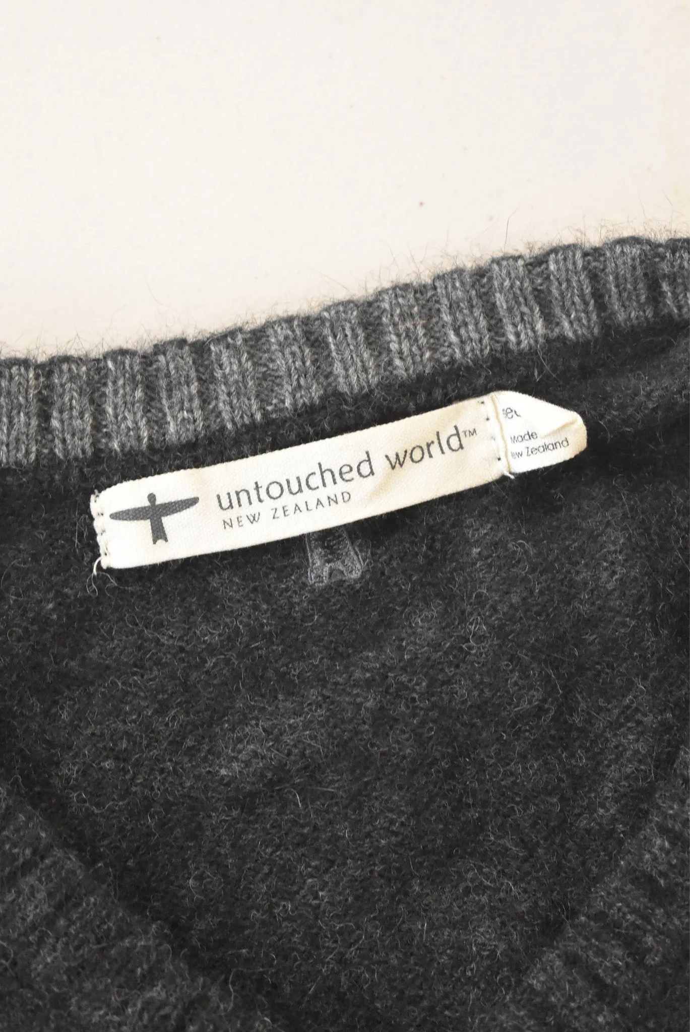 Untouched World NZ made possum merino silk vest, M