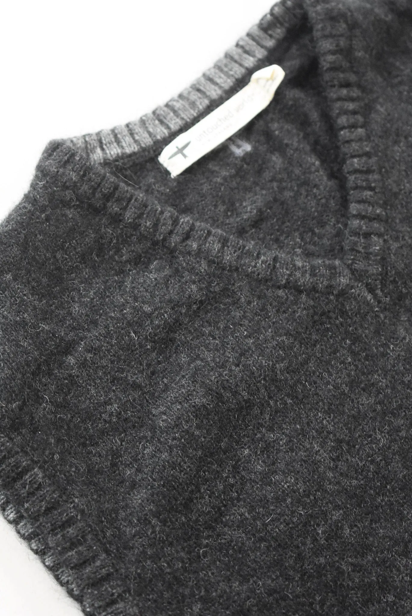 Untouched World NZ made possum merino silk vest, M