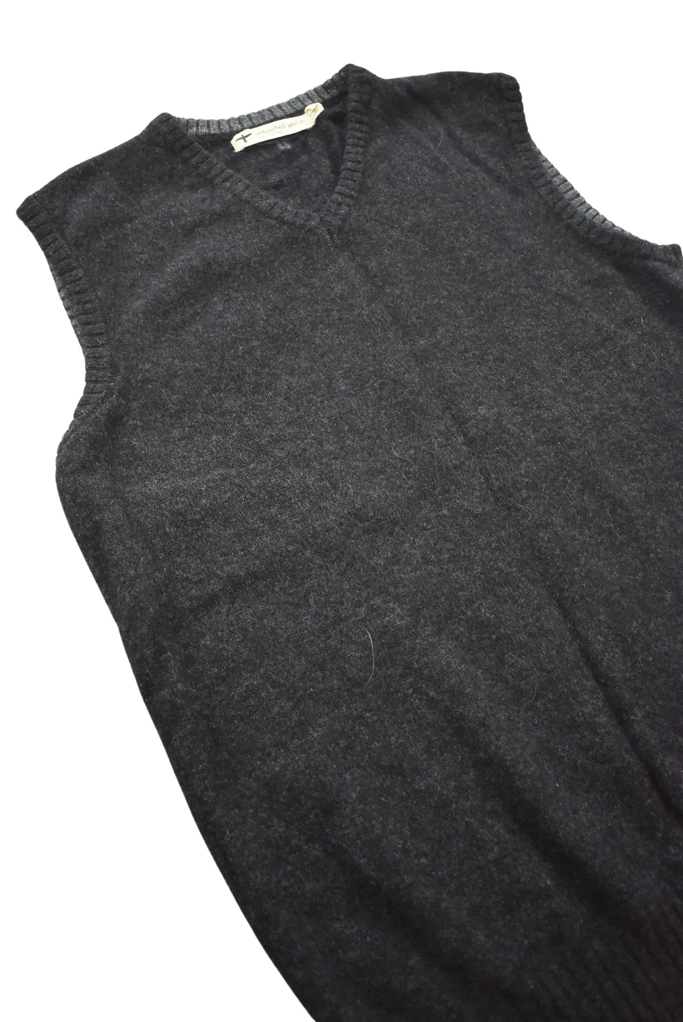 Untouched World NZ made possum merino silk vest, M